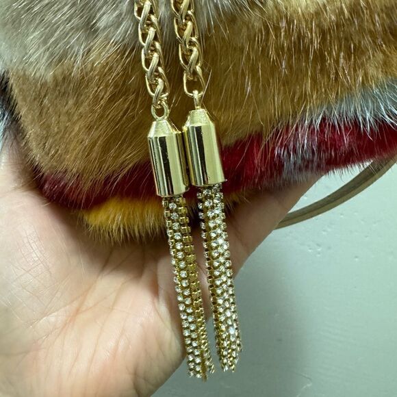 Handmade Color-block Genuine Mink Fur & Drawstring Bucket Bag Includes 2 Straps - Picture 15 of 16